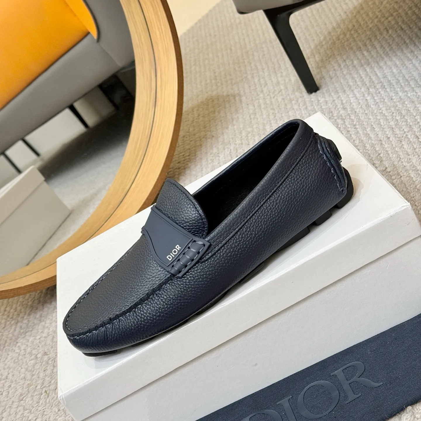 Men's clothing and shoes 💰420! (Yangli) Quality DIOR [Dior’s latest arrival] real auction hot-selling Doudou shoes 🔍DIOR) new Doudou shoes 👍Belgian designer Martin Margiela serves as Gucci shoe designer y full of charm, luxury style gentleman upper: imported cowhide, lining with spring sweat-absorbent first-layer sheepskin. Outsole Brand outsole, the last stitching on the bottom will never come off; equipped with classic Gucci exquisite hardware C D buckle💋The whole pair of shoes is fashionable and casual without losing high-end style; standard 38-46